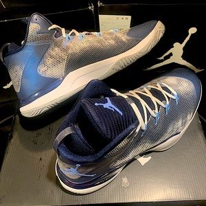 *NEW* AIR JORDAN SUPER FLY. 3 (BRAND NEW)